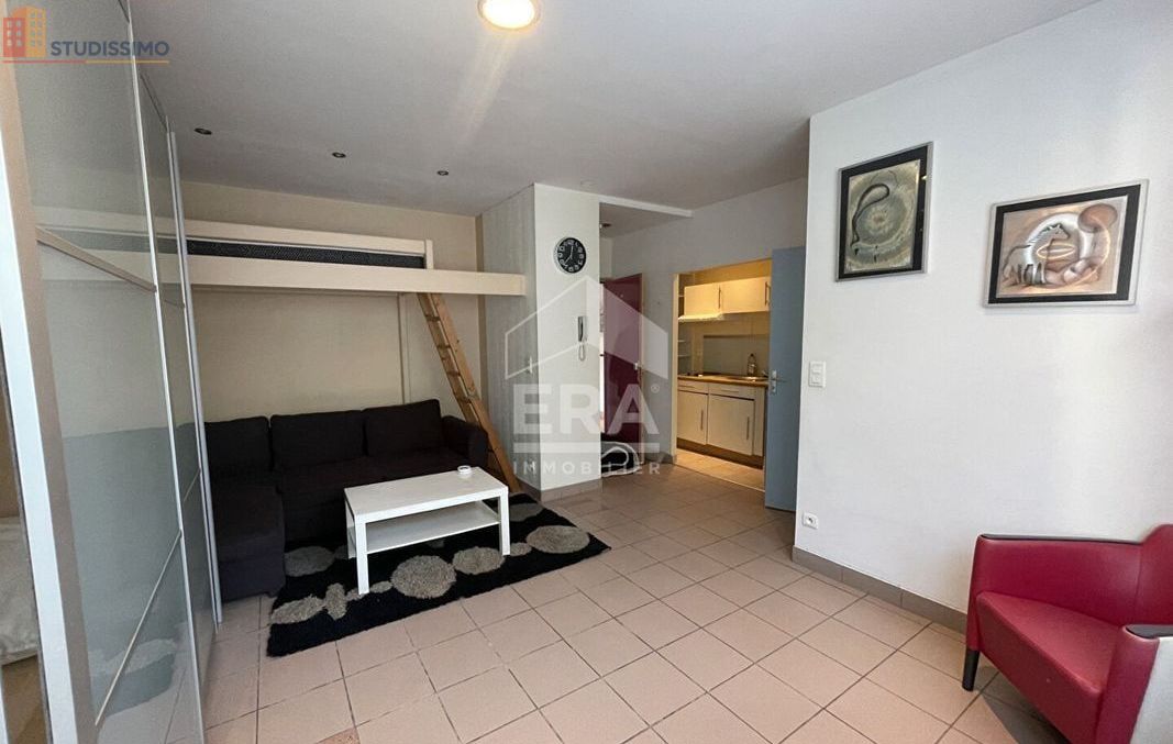 Studio à Reims