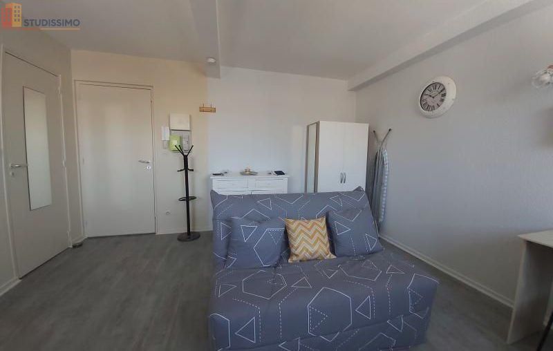Studio meublé 23m² Reims - Calme, 3e étage - Photo 6