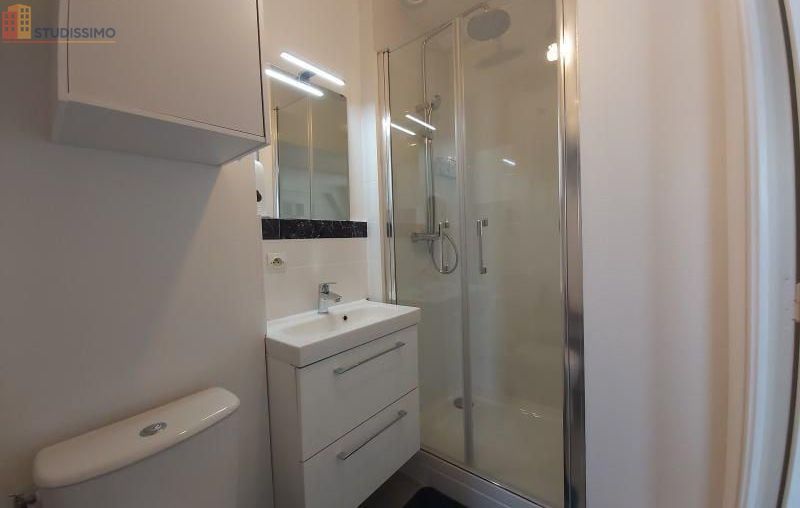 Studio meublé 23m² Reims - Calme, 3e étage - Photo 2