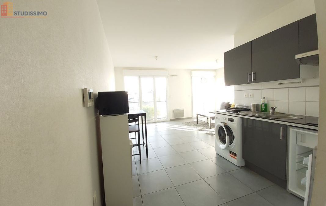 Studio meublé 31m² Reims centre - Meublé, 2e étage - Photo 5