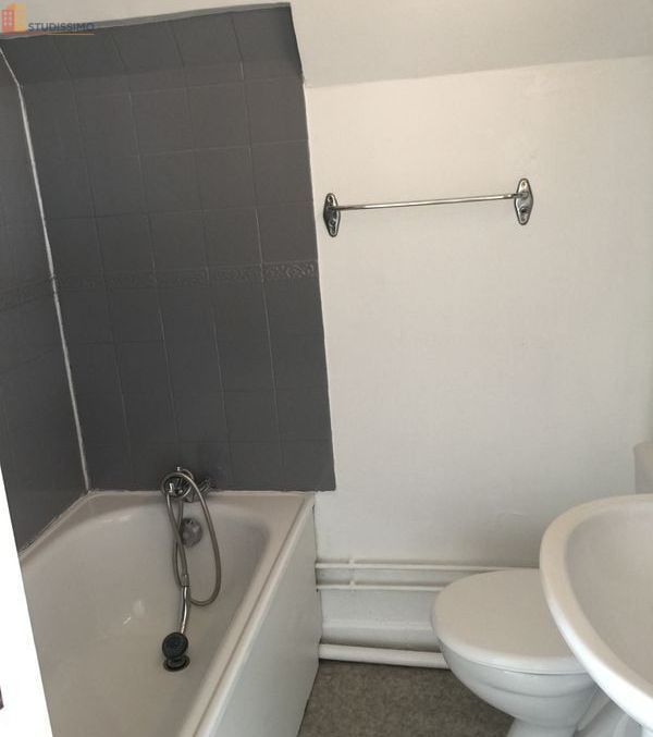 Studio 13m² Reims 51100 - Libre de suite - Photo 1