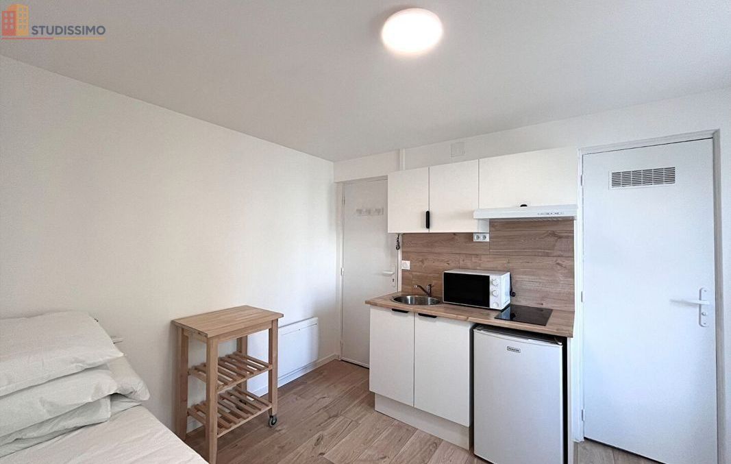 Studio meublé 12m² Reims 51100 - Meublé, DPE C - Photo 5