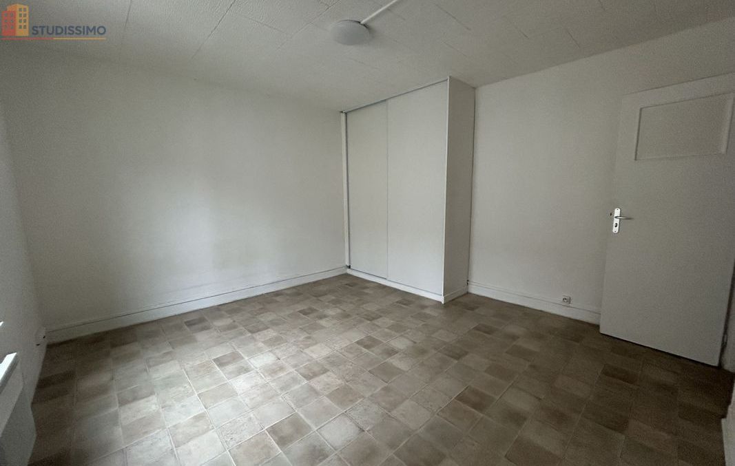 Studio à Reims