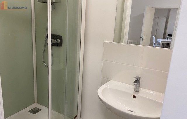 Studio meublé 30m² Reims 51100 - Meublé, 3e étage - Photo 2