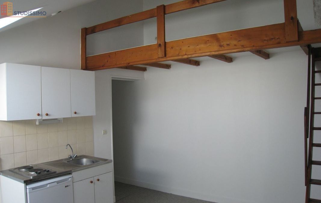 Studio à Reims