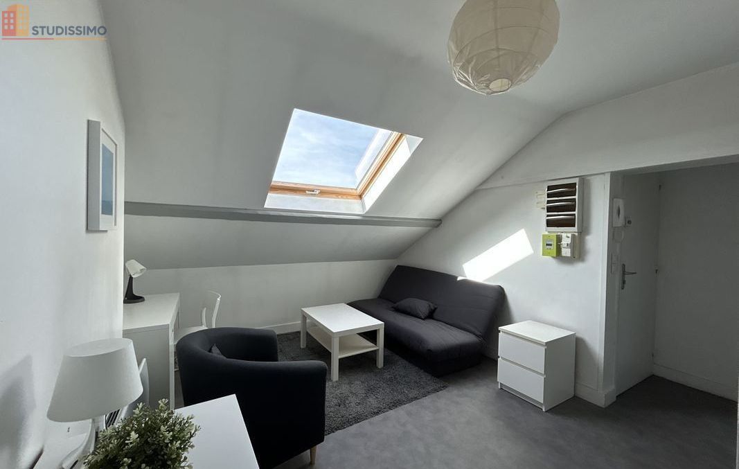 Studio à Reims