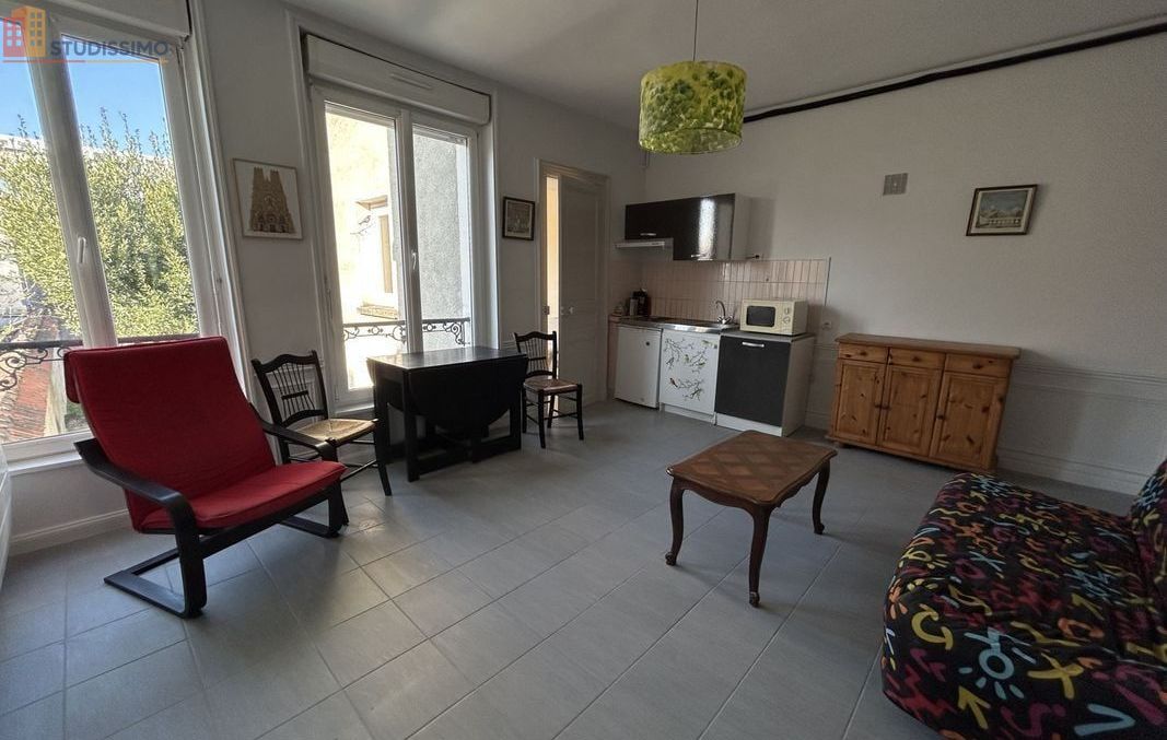 Studio à Reims