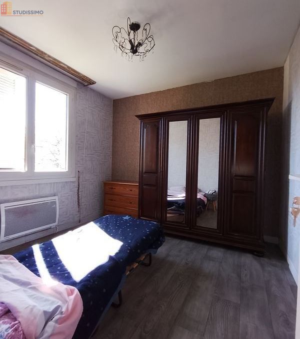 Studio à Reims