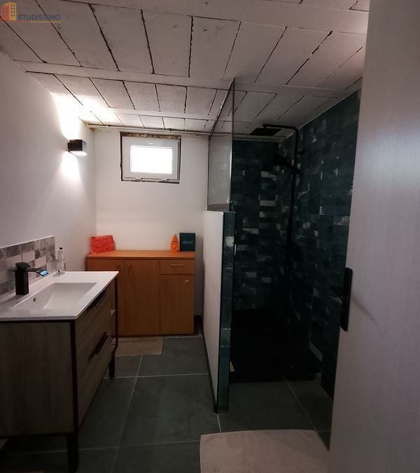 Studio meublé 11m² Reims 51100 - Chambre dans maison - Photo 1
