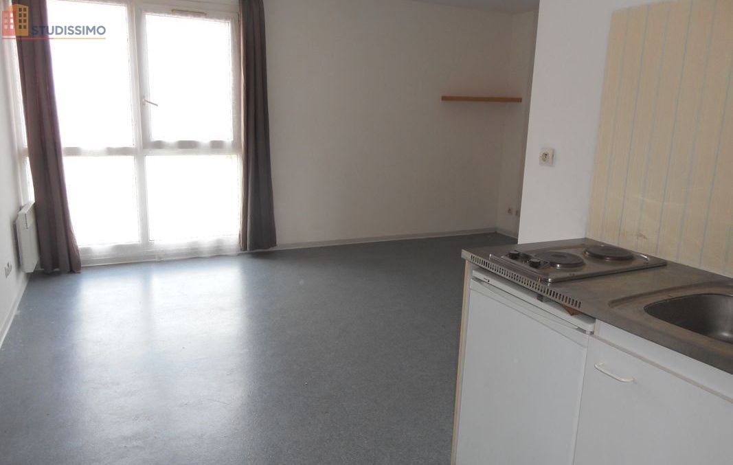 Studio 24m² Reims 51100 - Étage 2/3 - Photo 1