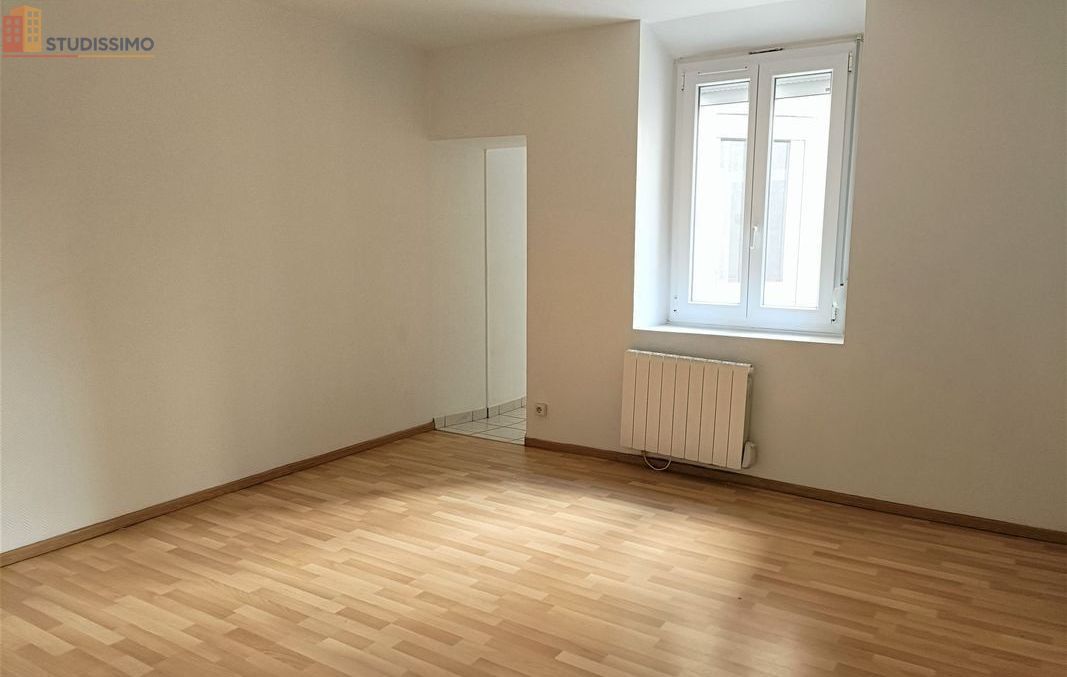 Studio à Reims