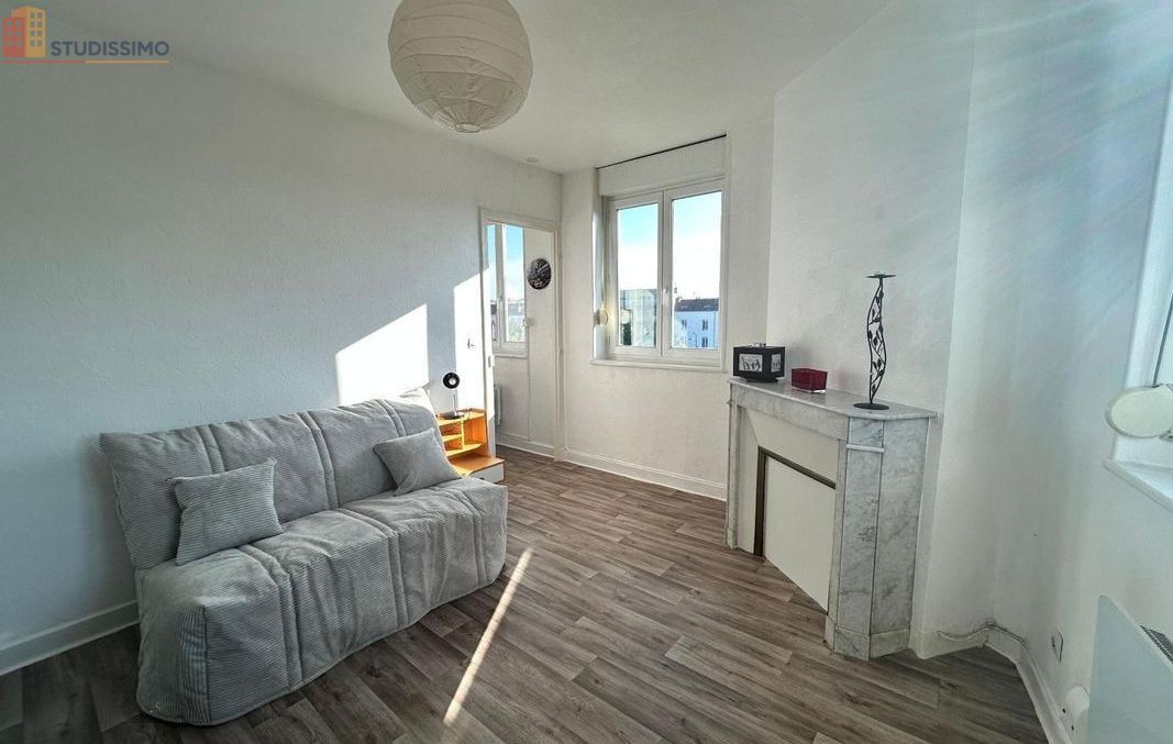 Studio à Reims