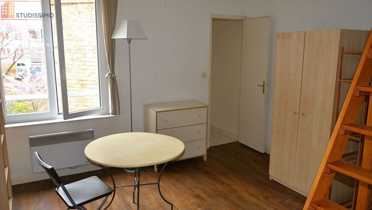 Studio à Reims