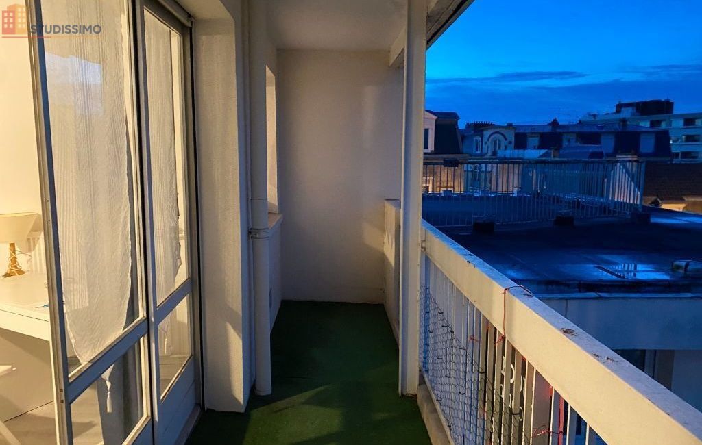 Studio meublé 32m² Reims 51100 - Lumineux, 4e étage - Photo 5
