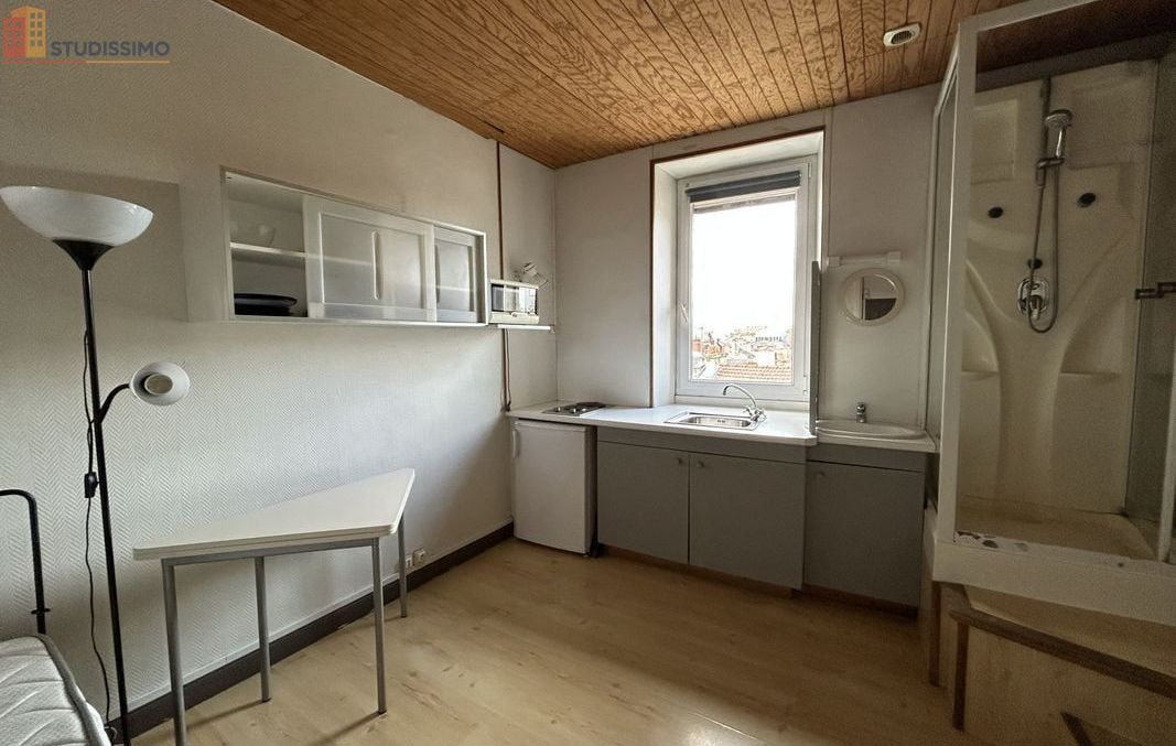 Studio 13m² Reims 51100 - Meublé, dernier étage - Photo 2