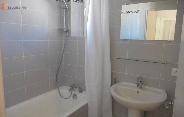 Studio 30m² Reims 51100 - Photo 2