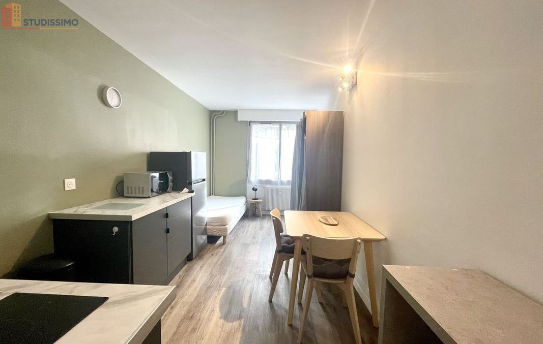 Studio à Reims