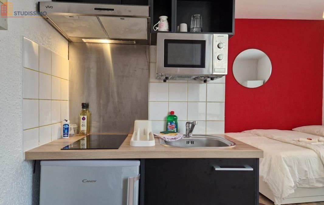 Studio meublé 14m² Reims 51100 - Meublé, 1er étage - Photo 4
