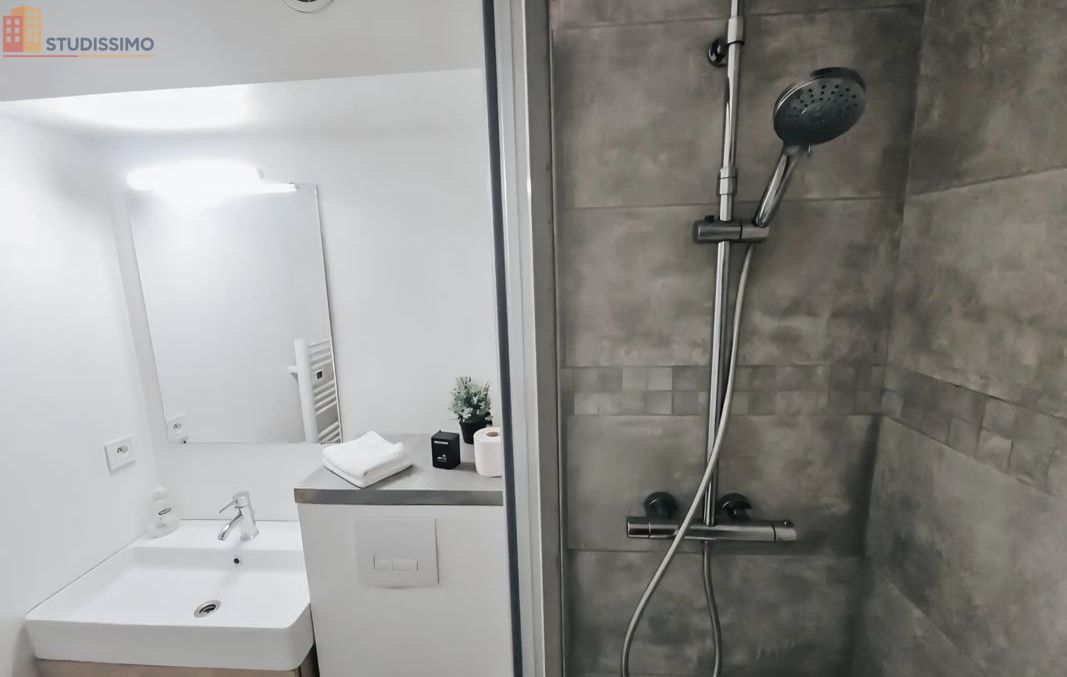 Studio meublé 18m² Reims 51100 - Charmant, centre-ville - Photo 1