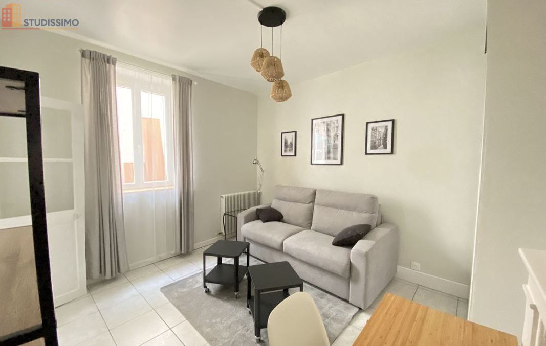 Studio à Reims