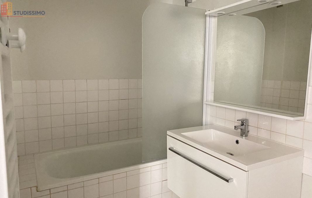 Studio meublé 29m² Reims - Meublé, DPE D - Photo 2