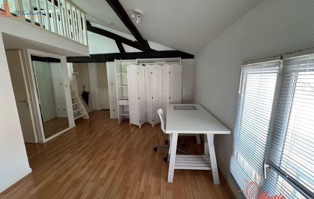 Studio meublé 28m² Châlons-en-Champagne - Meublé, 3e étage - Photo 4