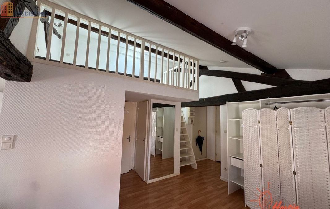 Studio meublé 28m² Châlons-en-Champagne - Meublé, 3e étage - Photo 2