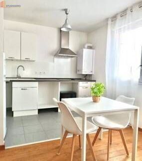 Studio meublé 36m² Reims - Lumineux, DPE C - Photo 3