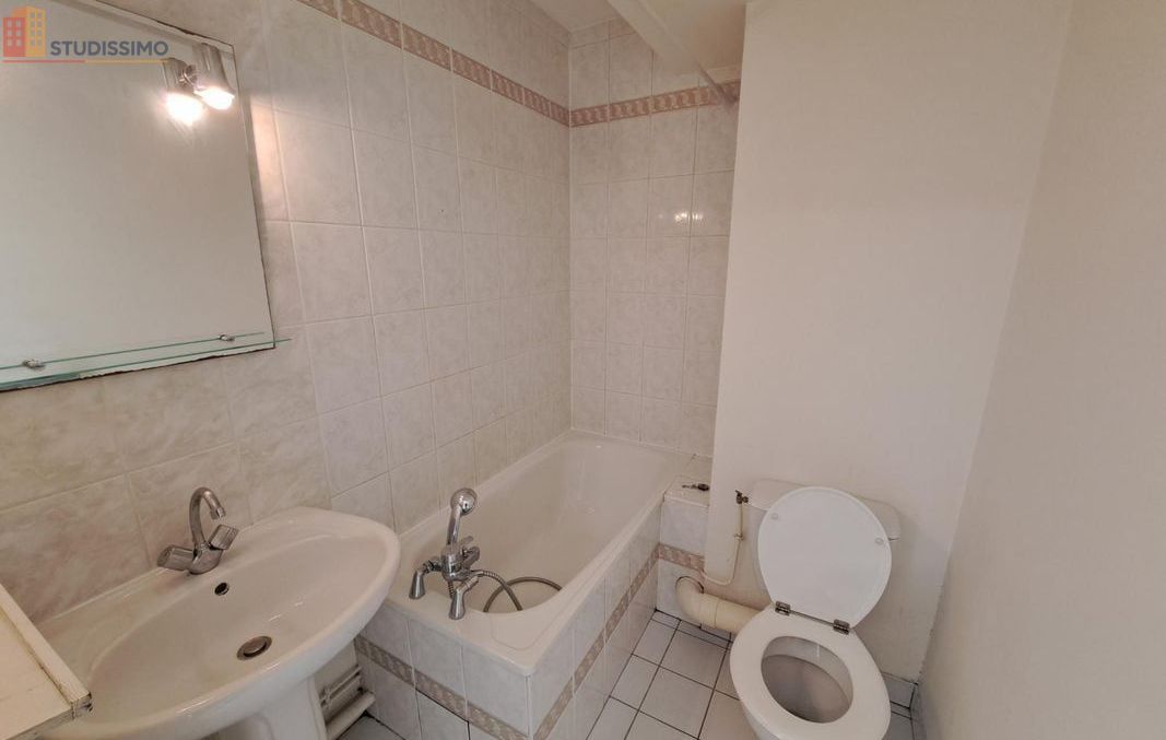 Studio 25m² Reims 51100 - Photo 4