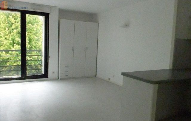 Studio à Reims