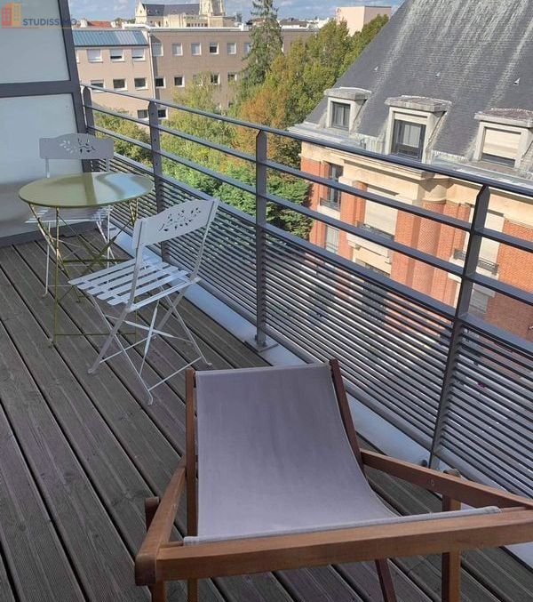 Studio 28m² Reims centre - Parking couvert - Photo 1