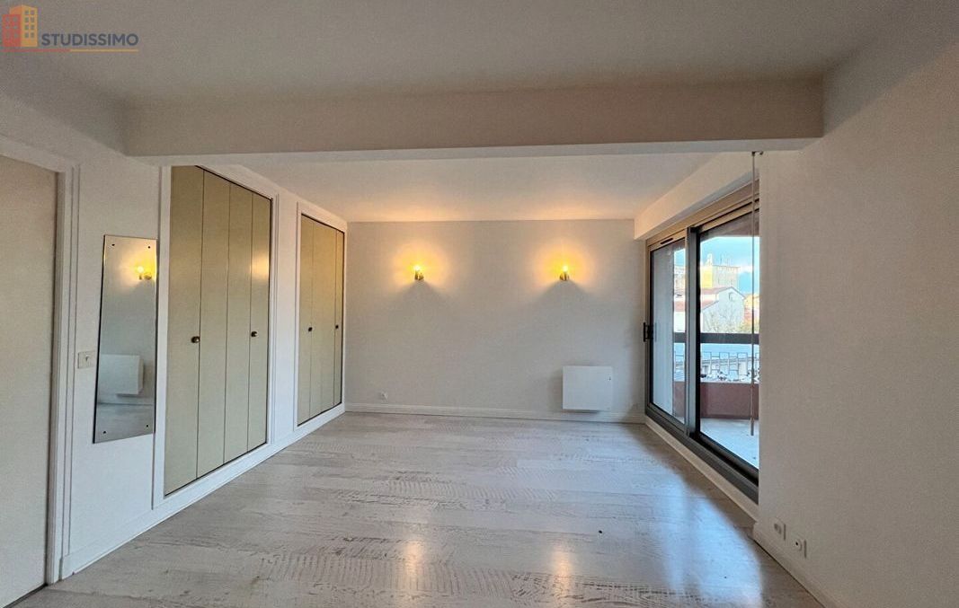 Studio 34m² Reims 51100 - Lumineux, proche commodités - Photo 2