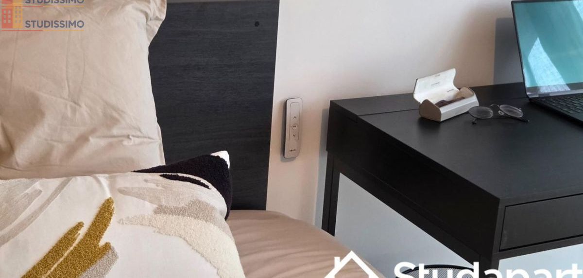 Studio meublé 10m² Reims - Meublé, 3e étage - Photo 1