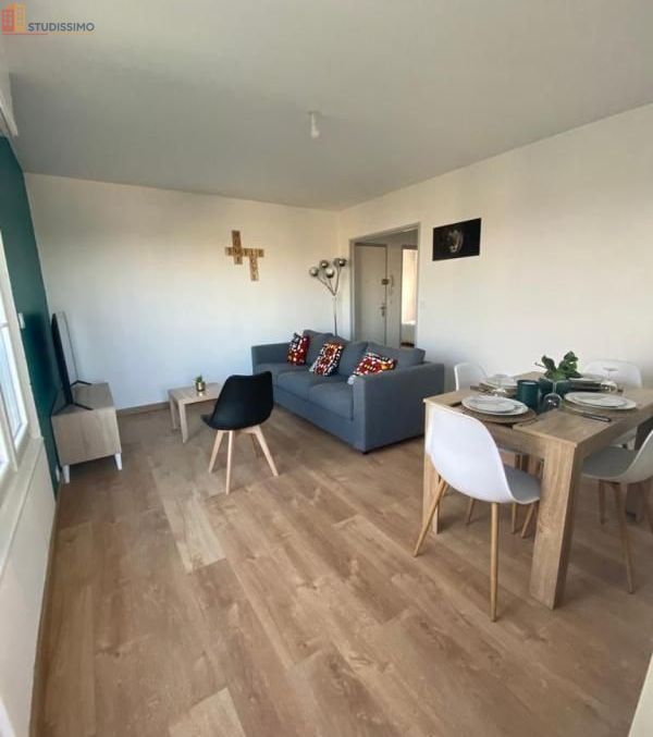 Studio meublé 13m² Reims 51100 - Lumineux, 6e étage - Photo 2