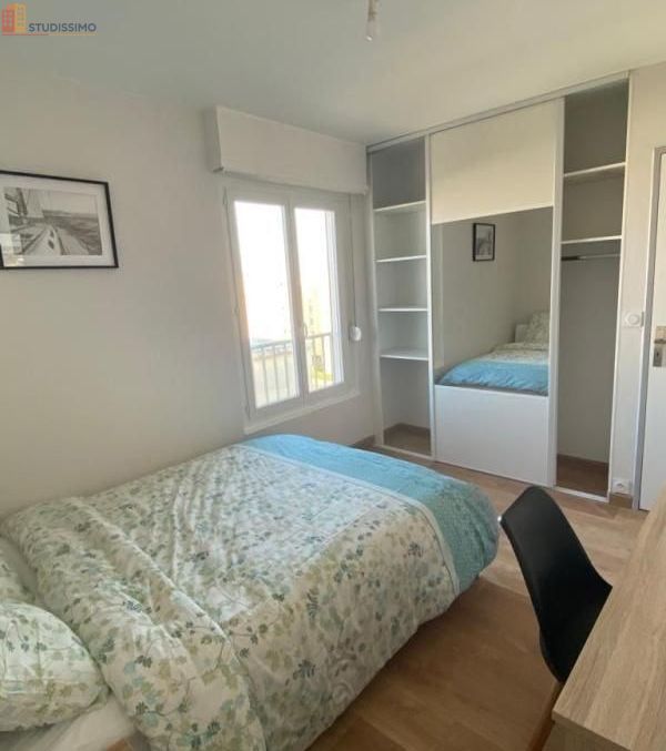 Studio meublé 13m² Reims 51100 - Lumineux, 6e étage - Photo 1