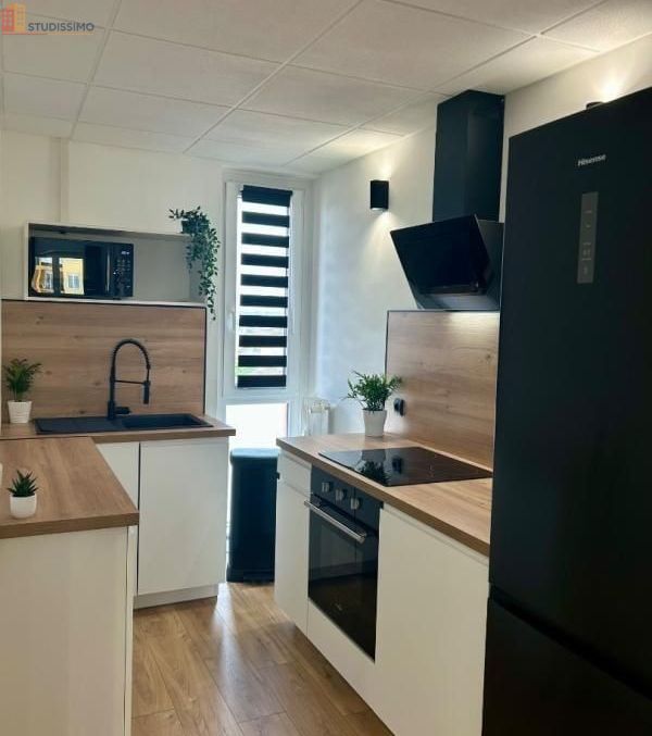 Studio 11m² Reims - Meublé, étage élevé - Photo 4