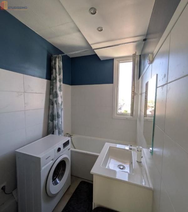 Studio meublé 30m² Reims centre - Lumineux, 5e étage - Photo 3