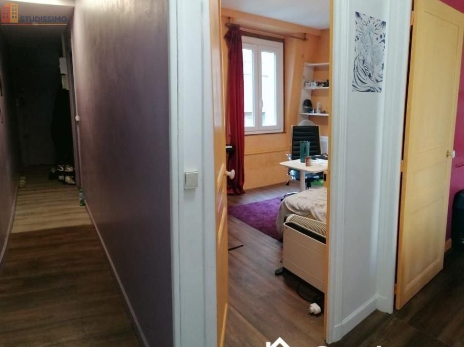 Studio meublé 11m² Reims 51100 - Lumineux, 4e étage - Photo 3
