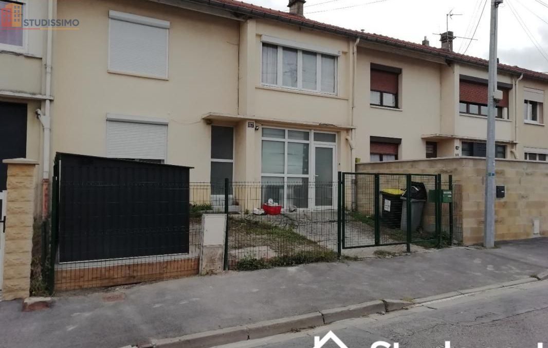 Studio à Reims