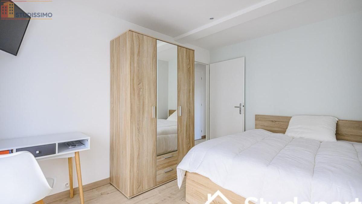 Studio meublé 11m² Reims 51100 - Meublé, 2e étage - Photo 2