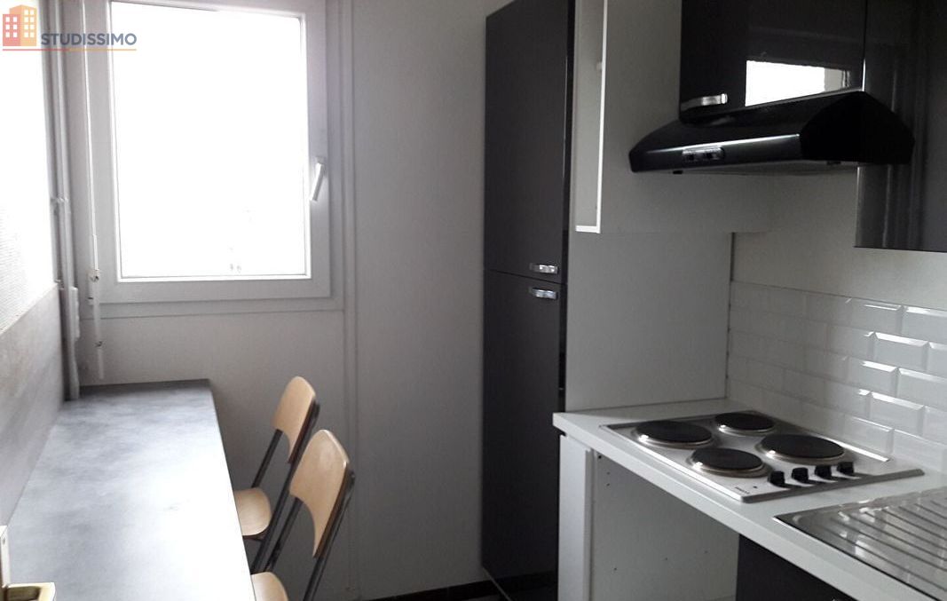 Studio à Reims