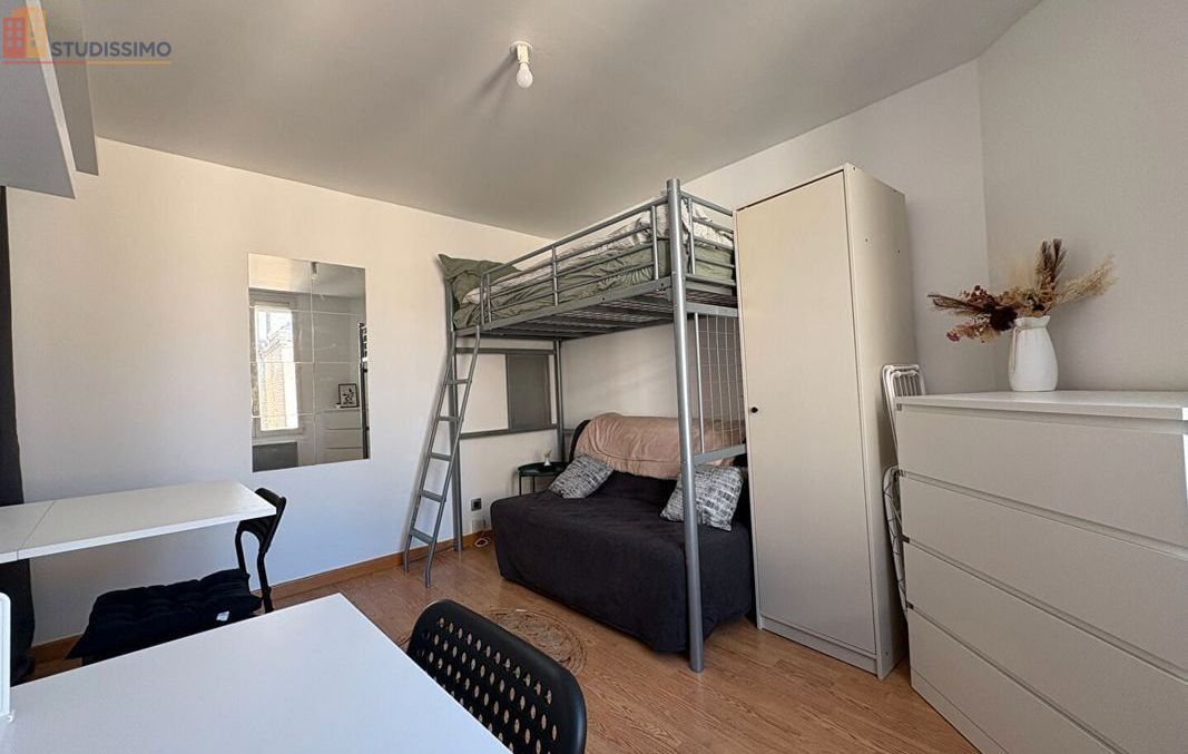 Studio 23m² Reims 51100 - Meublé, DPE D - Photo 4