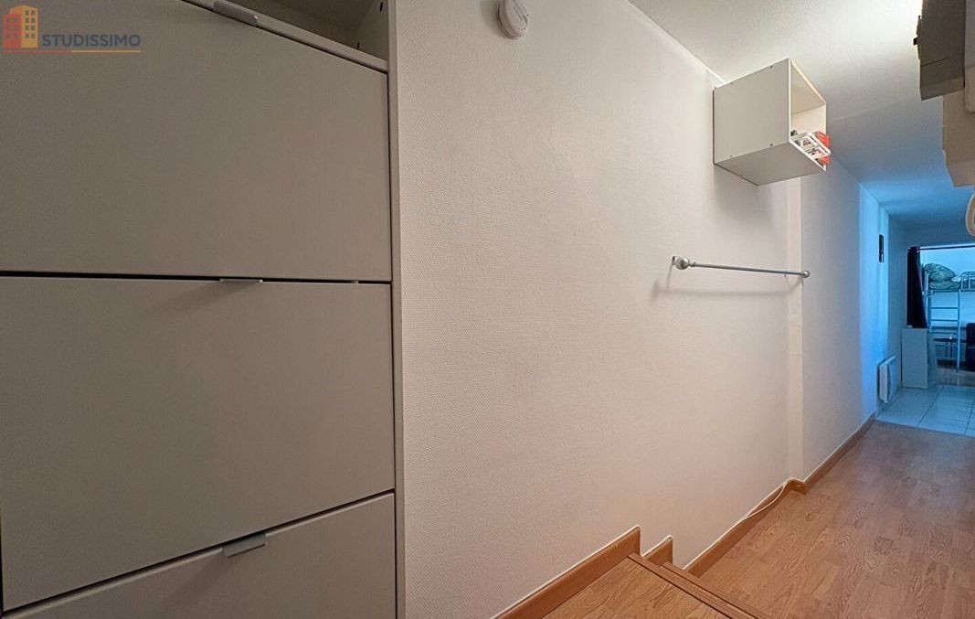 Studio 23m² Reims 51100 - Meublé, DPE D - Photo 3