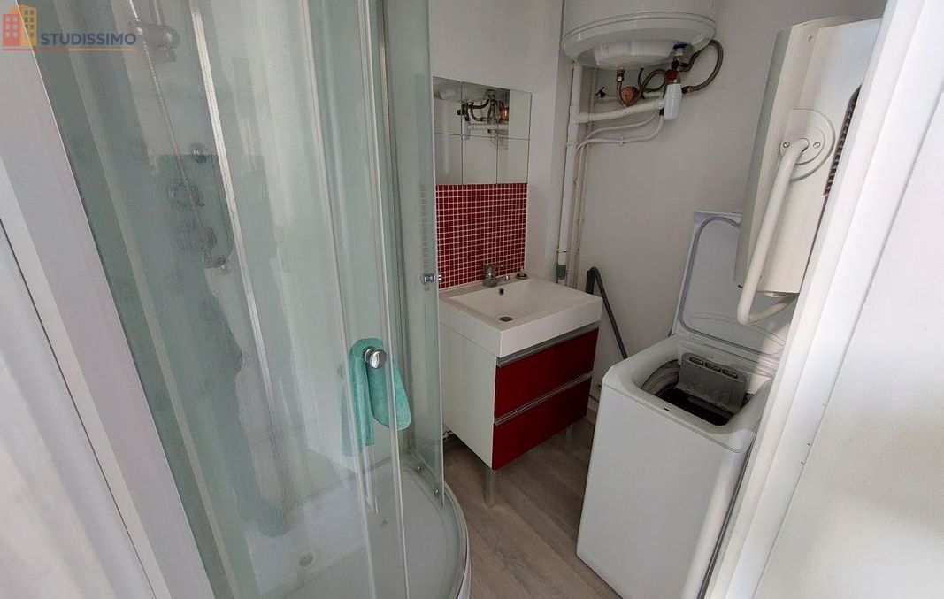 Studio meublé 25m² Reims - Meublé, 1er étage - Photo 3