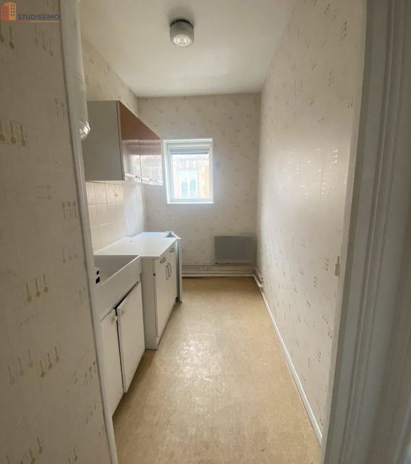 Studio 20m² Reims 51100 - Centre-ville, au 2e étage - Photo 1