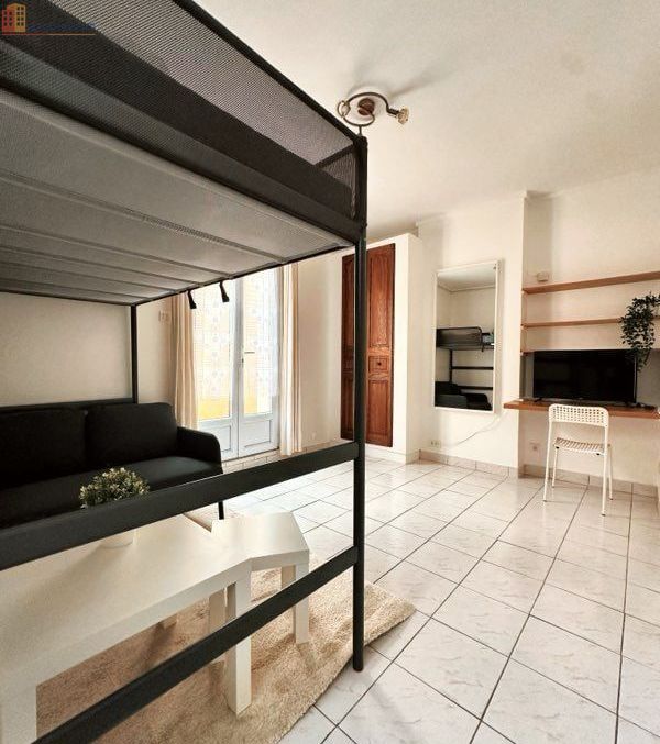 Studio à Reims