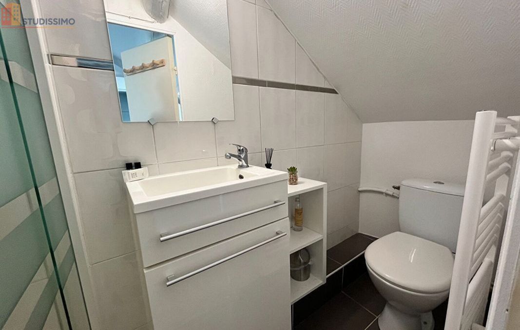 Studio meublé 14m² Reims 51100 - Au calme, 3e étage - Photo 1