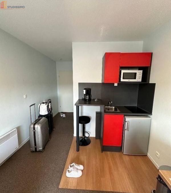 Studio meublé 19m² Reims 51100 - Meublé, 1 pièce - Photo 1