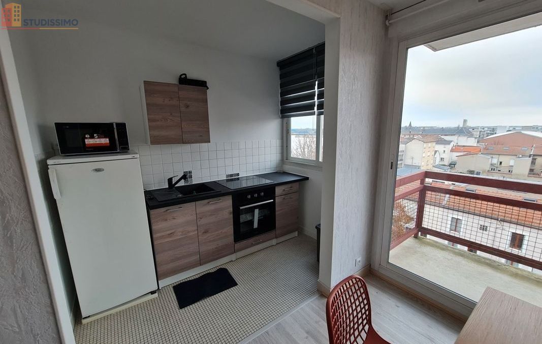 Studio à Reims