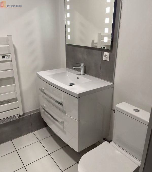 Studio meublé 25m² Reims 51100 - Meublé, lumineux - Photo 2